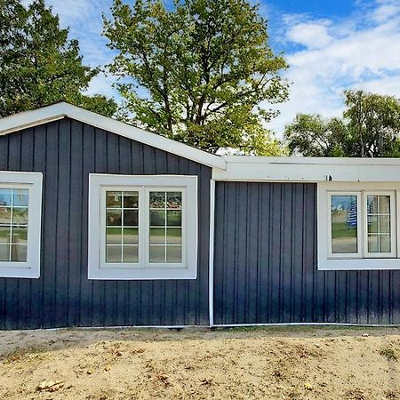 Main Beach River Retreat - Wasaga Beach 1 - Main Strip - 93 Mosley St Екстериор снимка